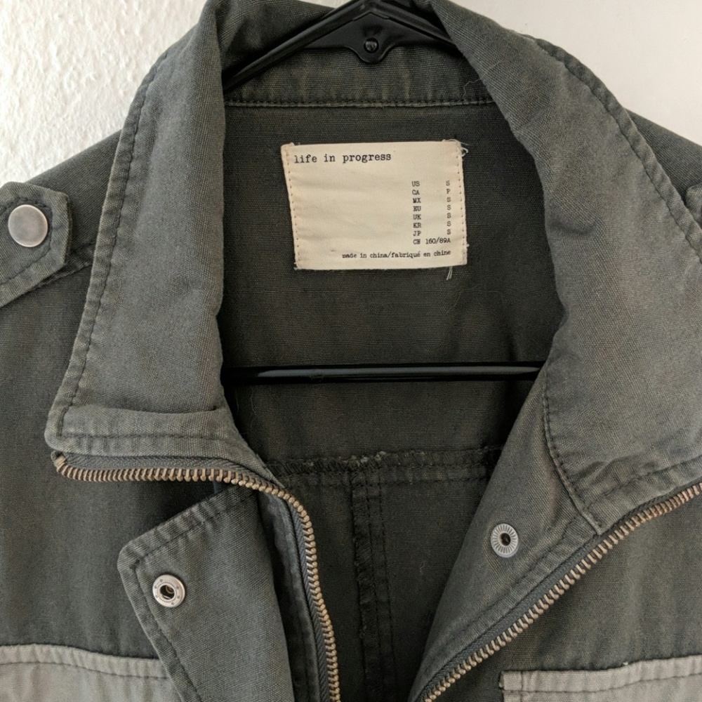 Utility Jacket - Picture 3 of 5